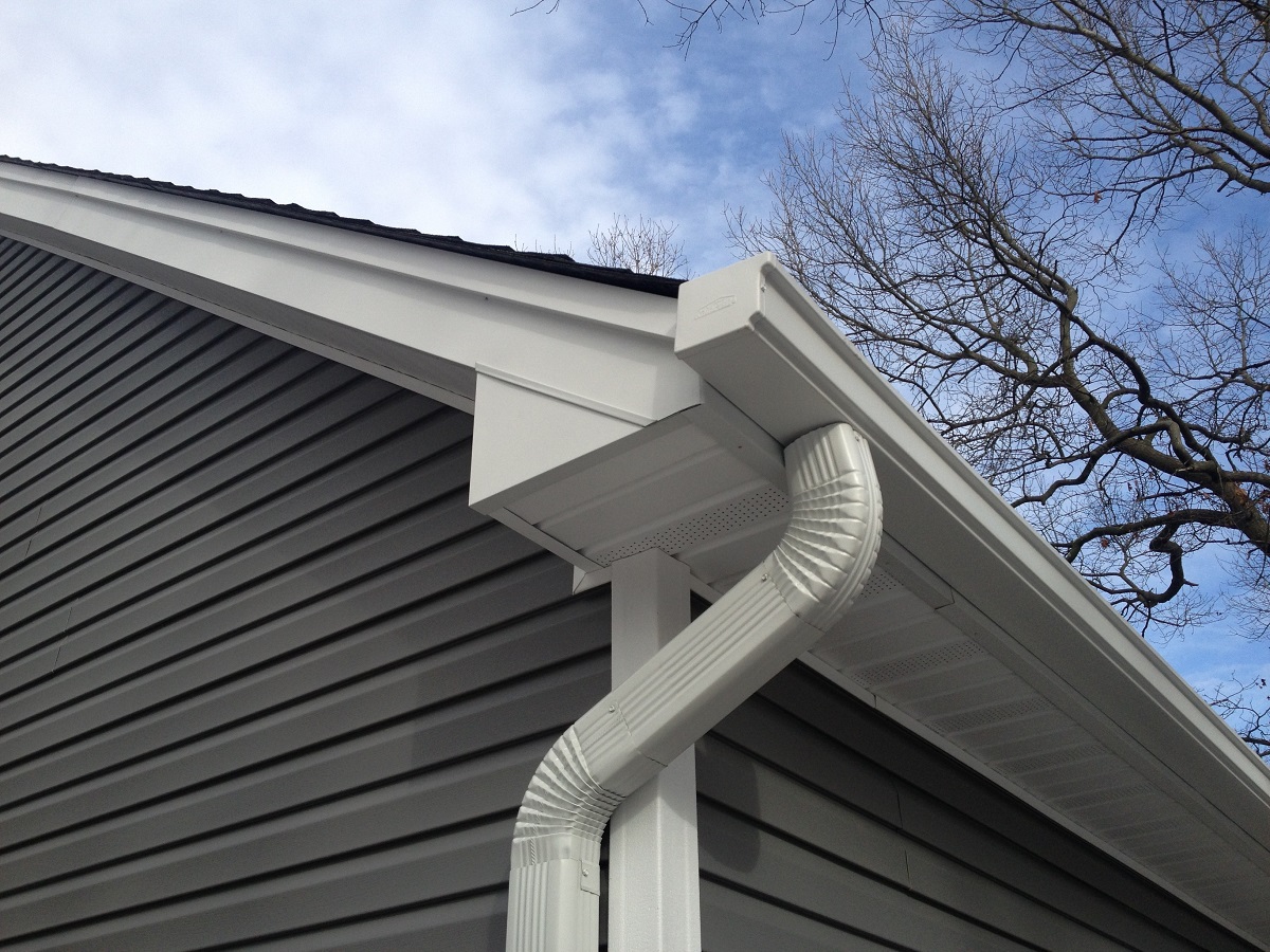 Seamless Gutters Replacement Edmonton