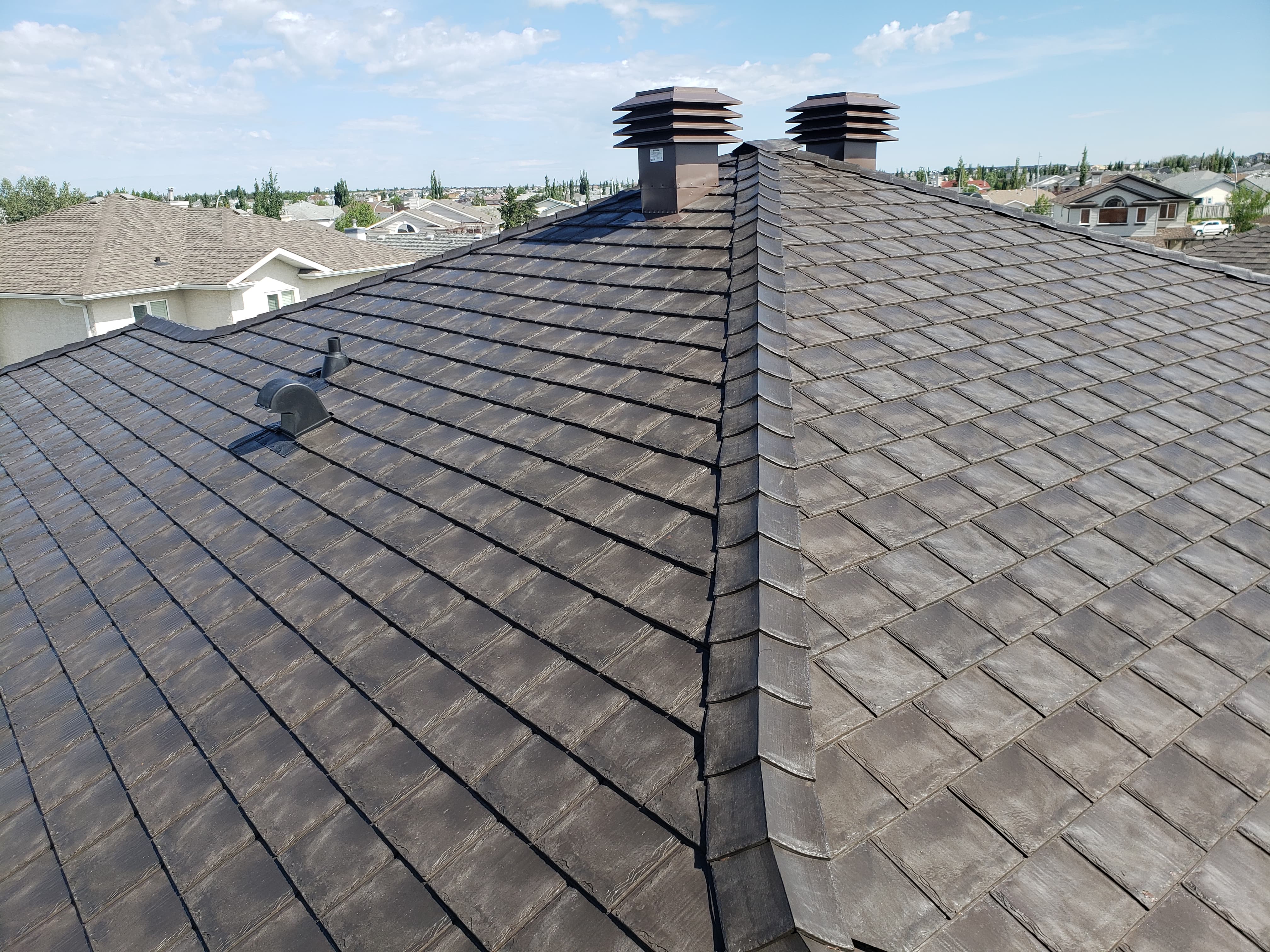 Rubber Roofing Edmonton – Durable & Eco-Friendly Roof Replacement Options